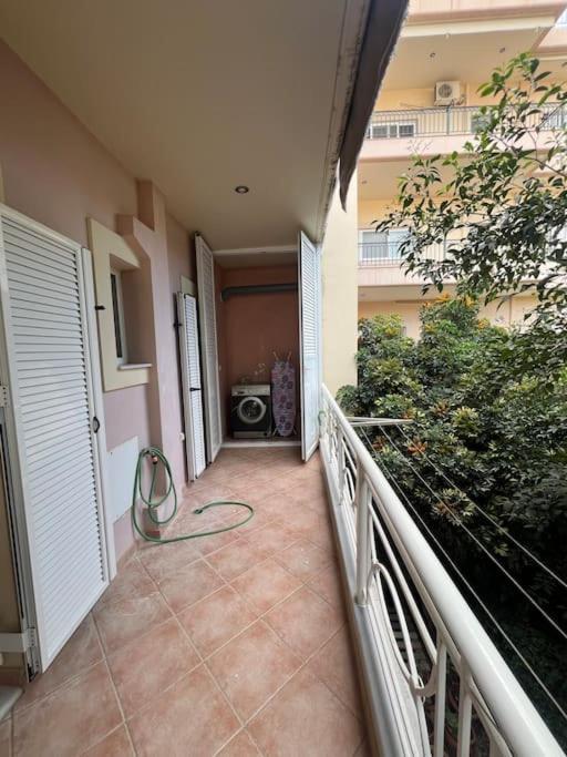 Διαμέρισμα Κοντά Στη Θάλασσα Στην Πολη Κυπαρισσια Kyparissia Bagian luar foto